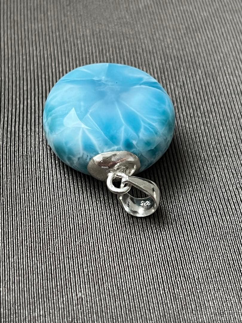 天然石ラリマー☆高品質！まる型ペンダントトップ☆レアな丸型＆両面