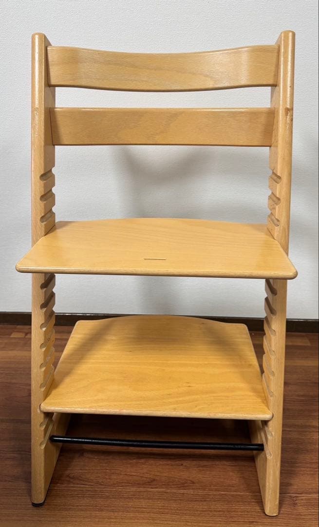 【大人気カラー】stokke ストッケ トリップトラップ　ナチュラル　シリアル4 STOKKE トリップトラップ シリアル4 ナチュラル ストッケ - メルカリ