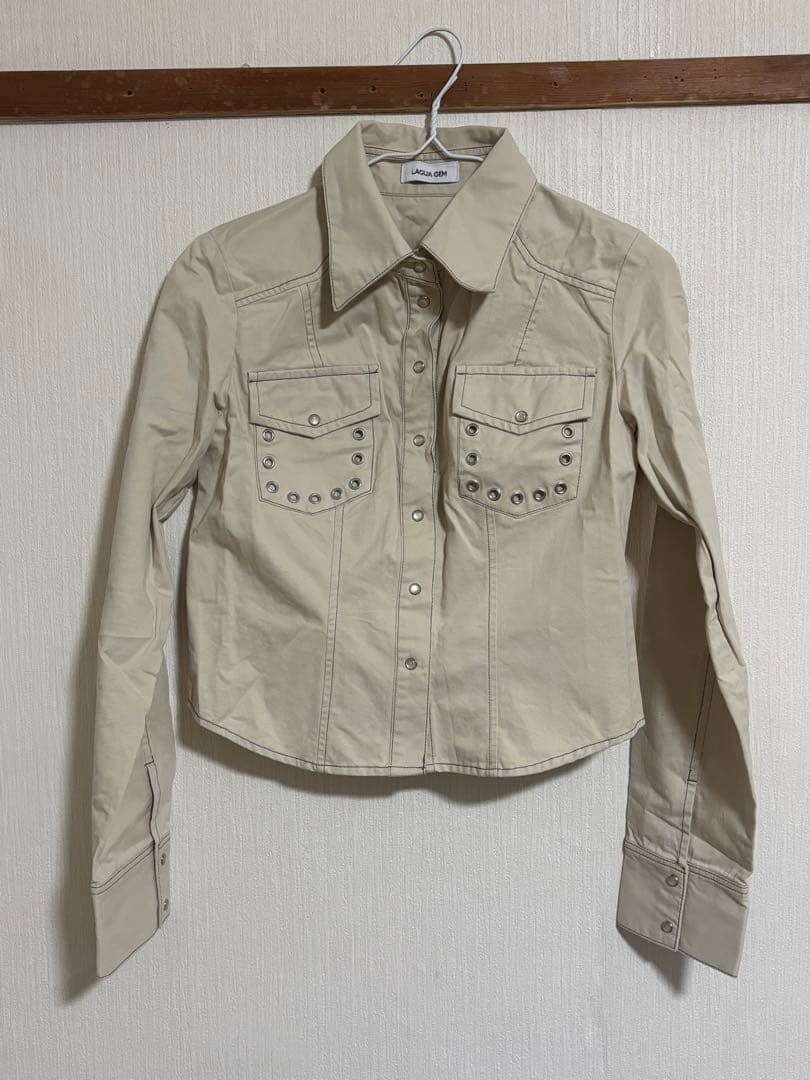 LAGUA GEM EYELET POCKET COMPACTシャツ アイボリー - メルカリ