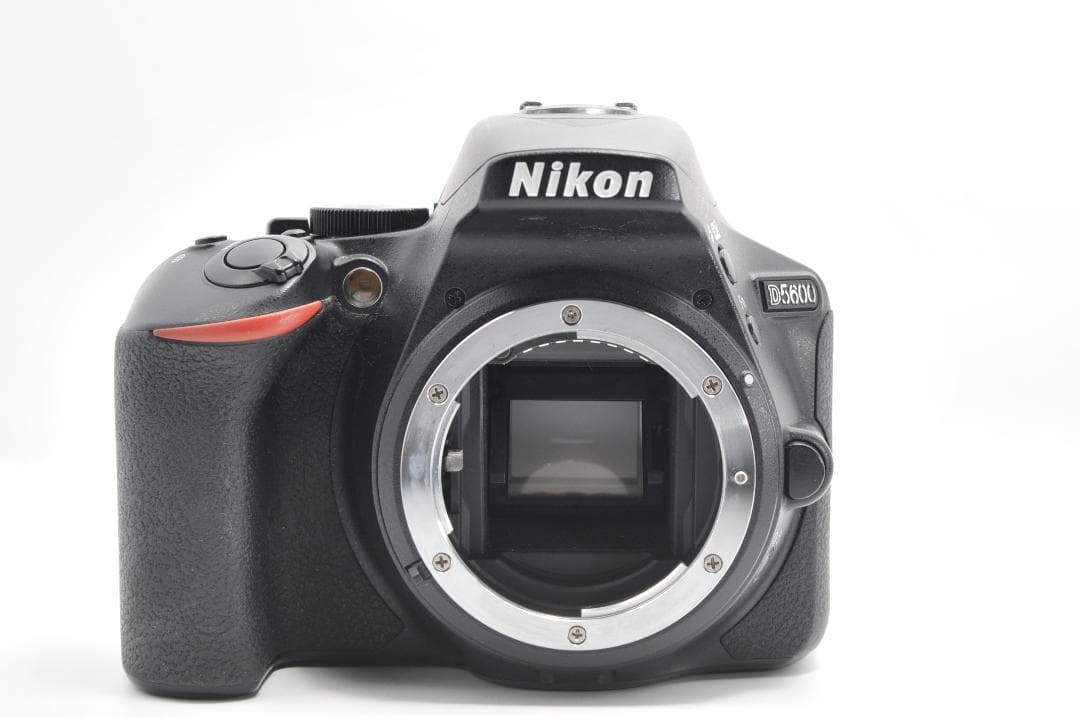 ✨すぐ使える✨Wi-Fi搭載❤️人気機種 Nikon D5600 スマホ転送 - メルカリ