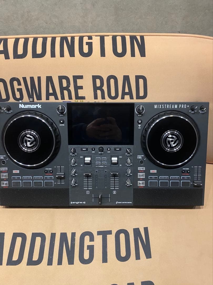 本日出品終了限定価格！Numark MIXSTREAM PRO+ Amazon.com: Numark Mixstream Pro+ DJ Controller with Stem