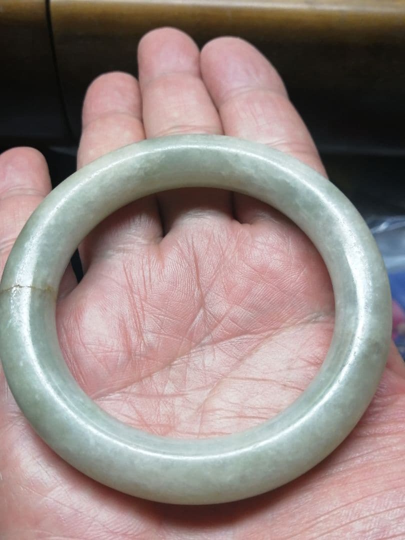 ★【さる】古墳後期『糸魚川翡翠垂飾輪』出土品。8.10cm。博物館所有。