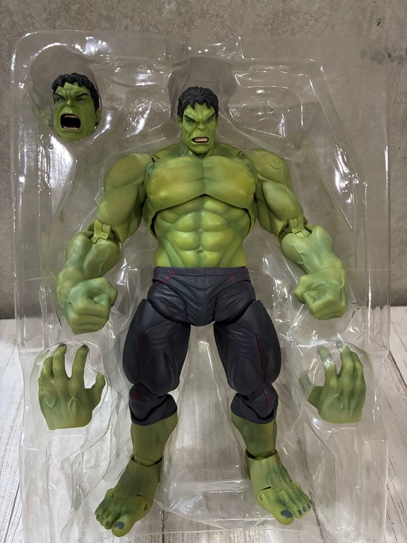 S.H.Figuarts ハルク 「アベンジャーズ/エイジ・オブ・ウルトロン」