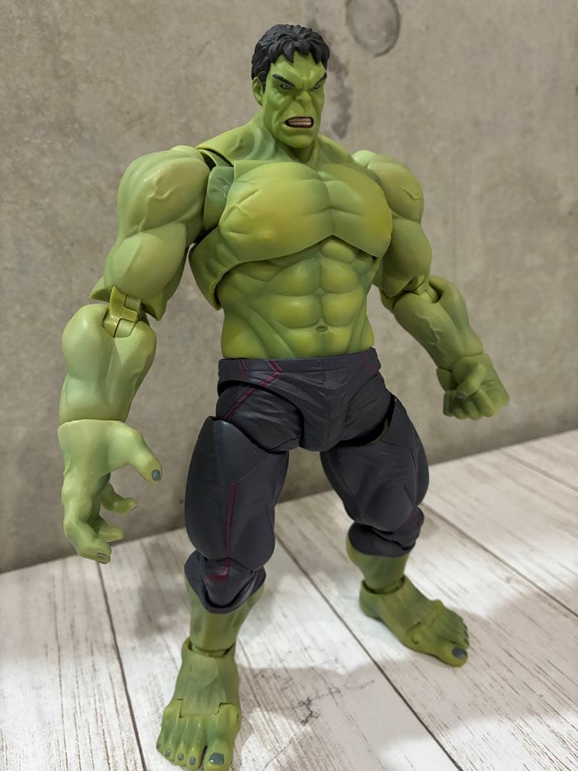 S.H.Figuarts ハルク 「アベンジャーズ/エイジ・オブ・ウルトロン」