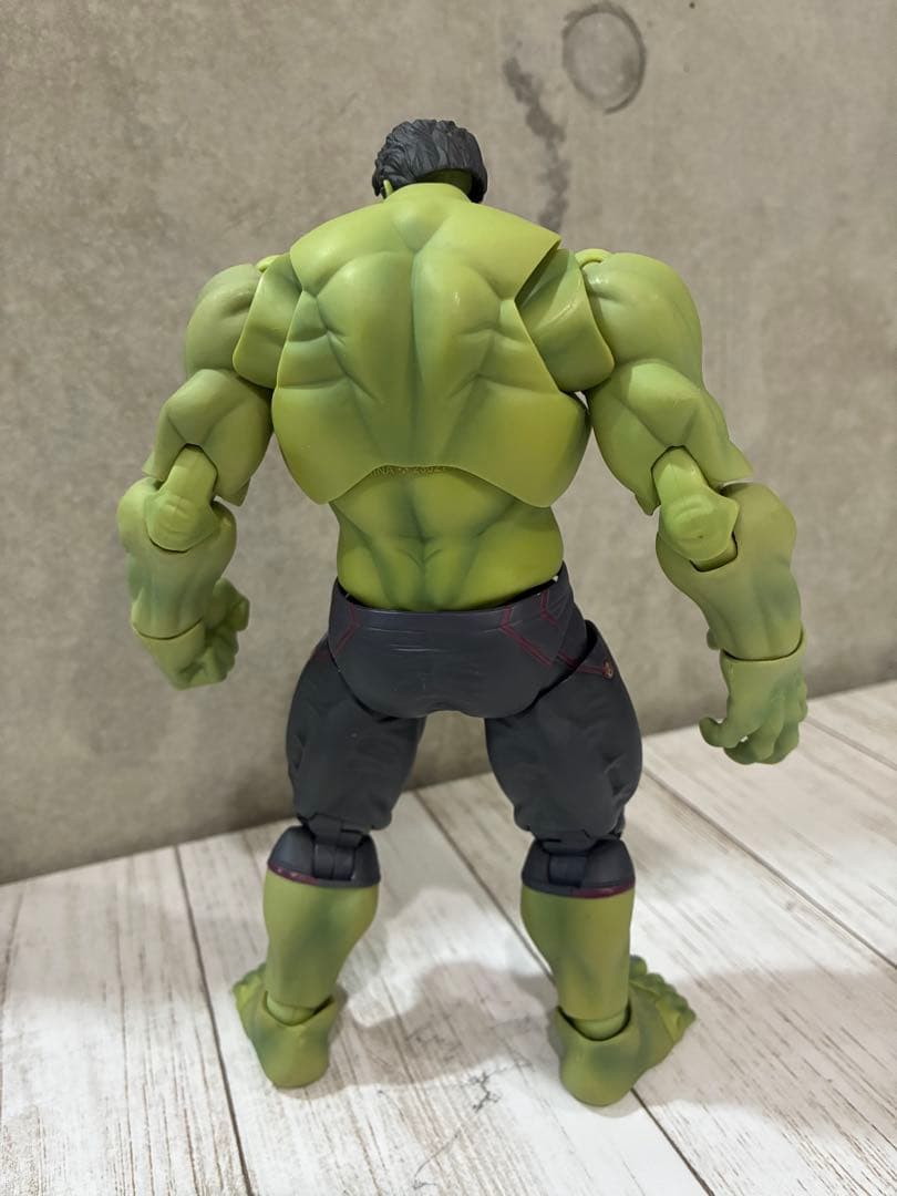 S.H.Figuarts ハルク 「アベンジャーズ/エイジ・オブ・ウルトロン」