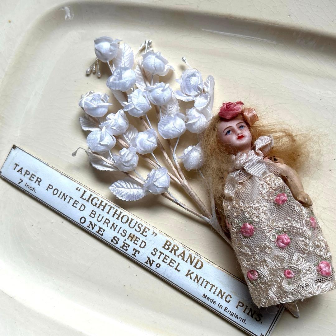 フランスアンティーク ミニョネットとレース、布花 カルトナージュ box