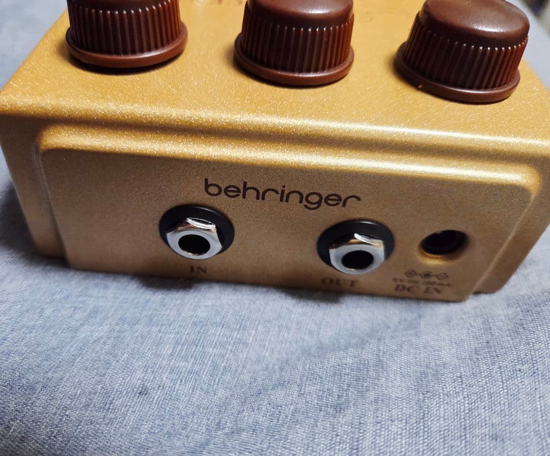 旧デザイン BEHRINGER CENTAUR OVERDRIVE