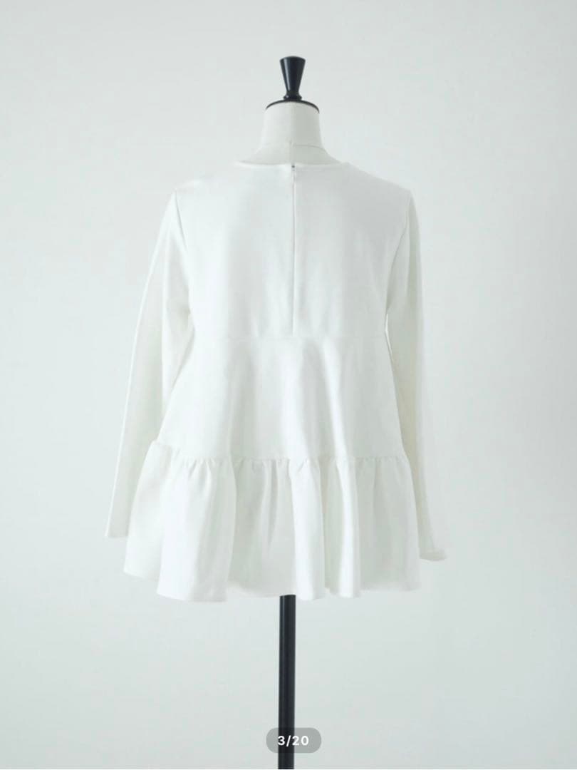 【新品未使用】hitomi URAKIMOU tiered tops ホワイト