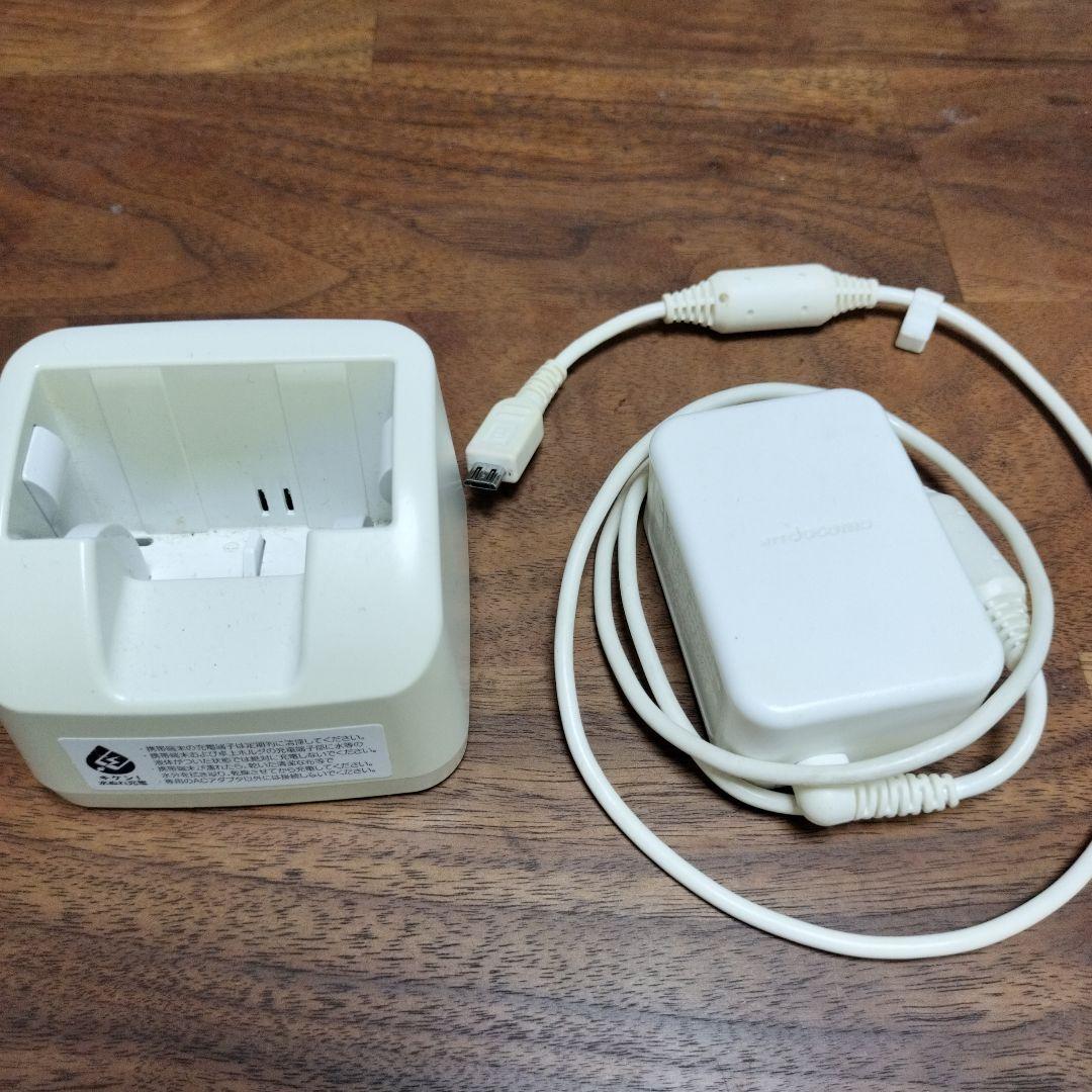 らくらくホンF02J 充電器込み - メルカリ