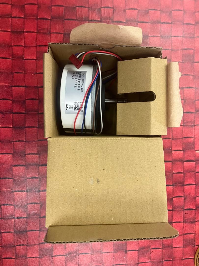 日立 部品 【RAS-W40K2-004】 モータ(カンリュウファン) - メルカリ