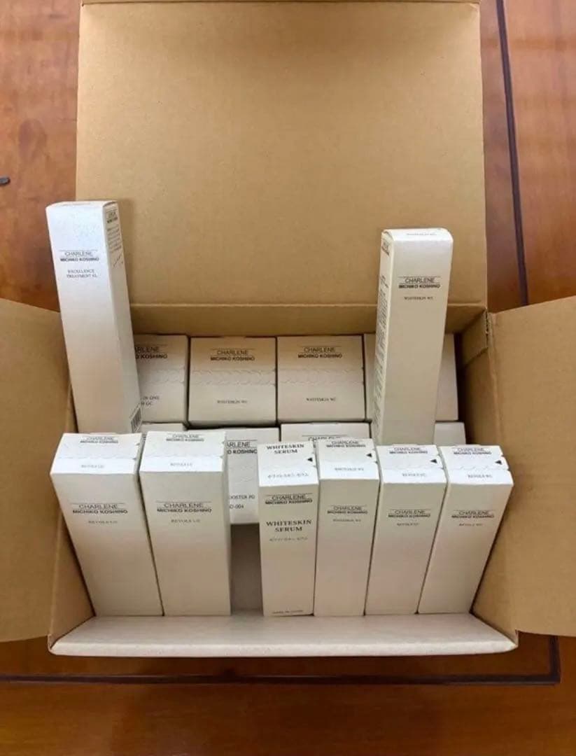 1500円/個 CHARLENE/MICHIKO KOSHINO 16点 - メルカリ