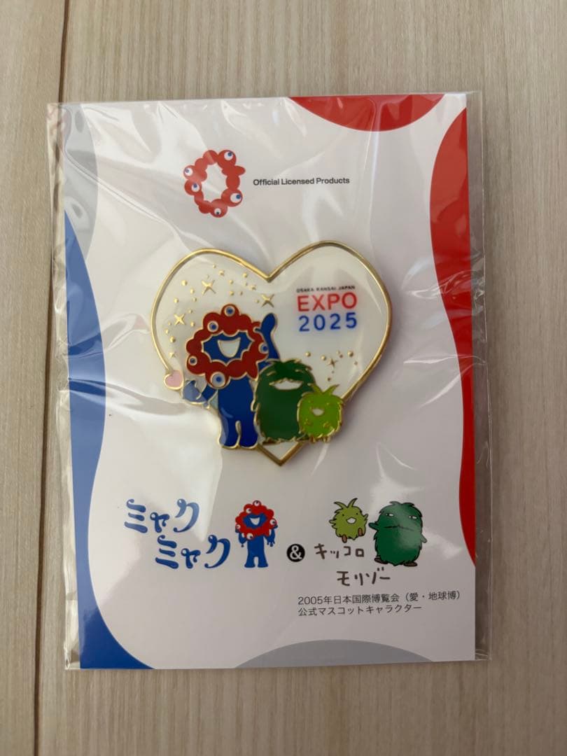 ミャクミャク&モリゾー・キッコロコラボピンバッジ 4個セット - メルカリ