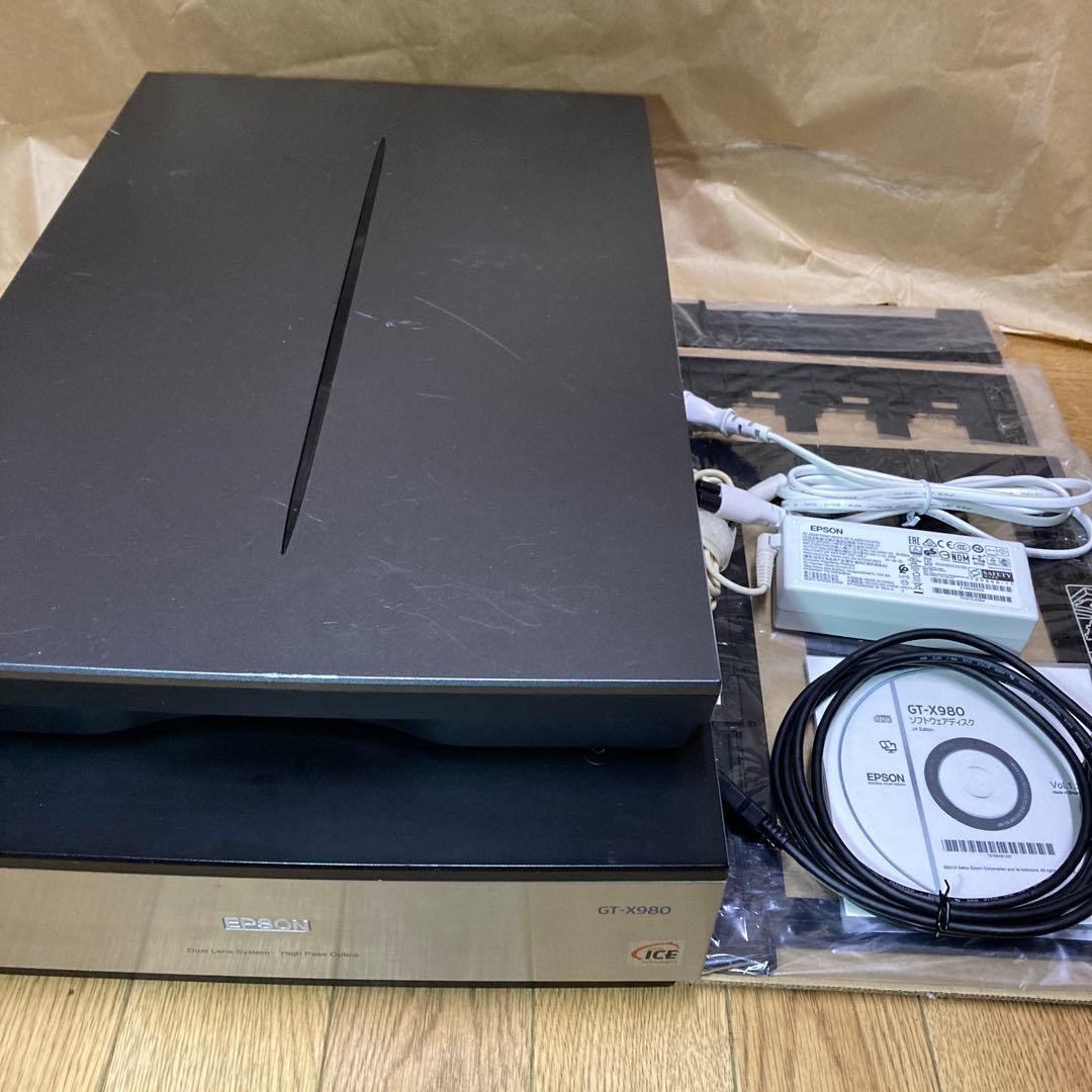 r*a様 EPSON GT-X980 フィルムホルダー付 傷多い 電源接触不良 エプソン、フィルムスキャン対応の高画質スキャナー2機種 - 価格.com