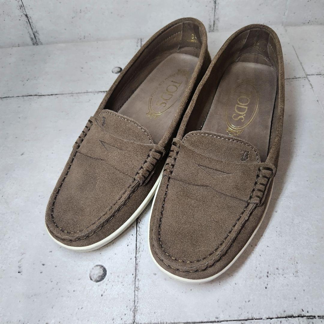美品】 トッズ スエード ローファー ドライビングシューズ レディース