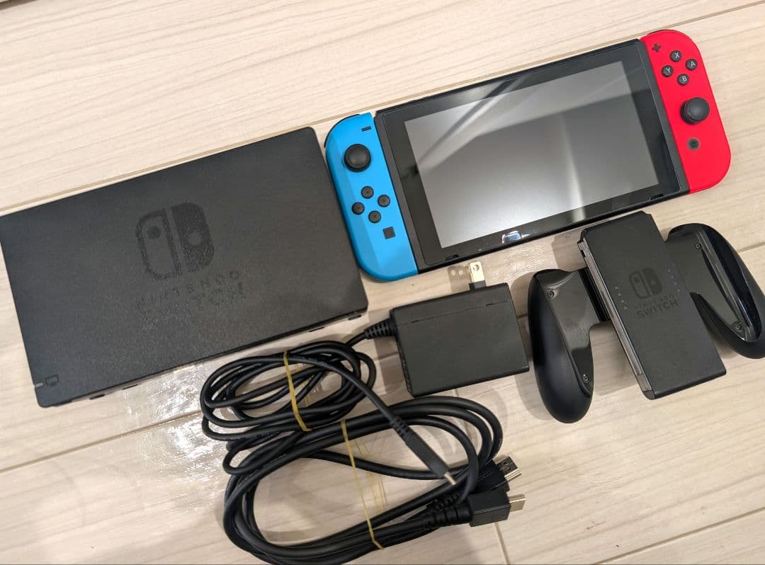 【SDカード/保護シート付き】Nintendo Switch 本体+付属品 Nintendo Switch 本体、付属品、SDカード付き - メルカリ