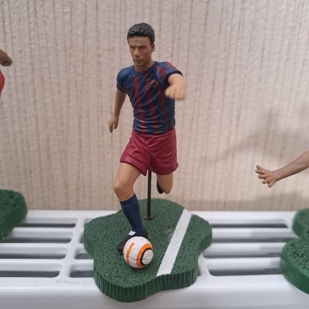 サッカー選手フィギュア 3体セット - メルカリ