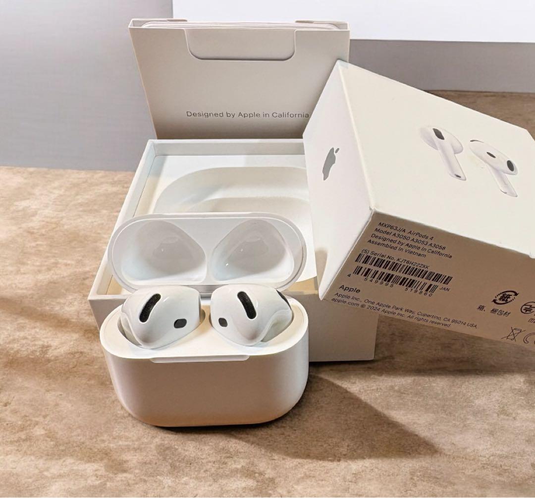 Apple AirPods 4 本体 元箱・ケース・説明書付き - メルカリ