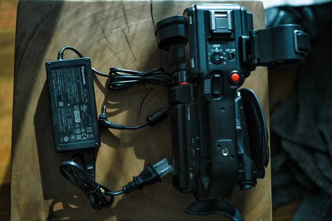 通電19h□4K 業務用カメラHC-X2000+バッテリー3本等セット - メルカリ