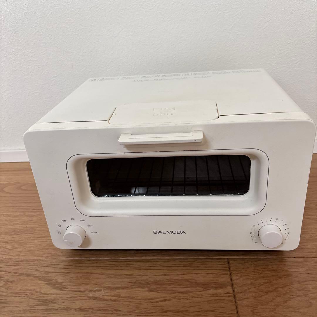 BALMUDA ホワイトトースター2016年制 BALMUDA / バルミューダ】The Toaster / ホワイトの商品詳細ページ