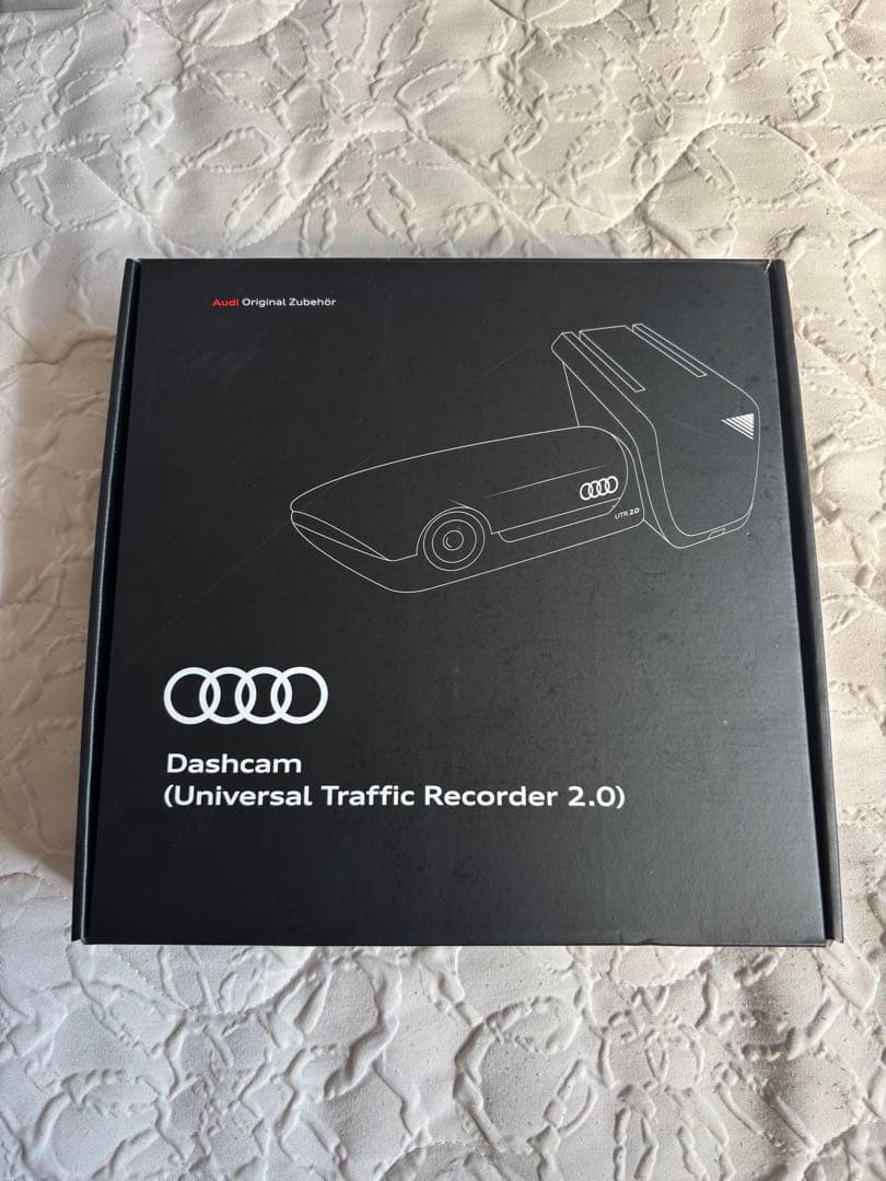 Audi UTR 2.0 純正前後ドライブレコーダー アウディ 純正 Audi UTR 2 0 ユニバーサル トラフィック ドライブ