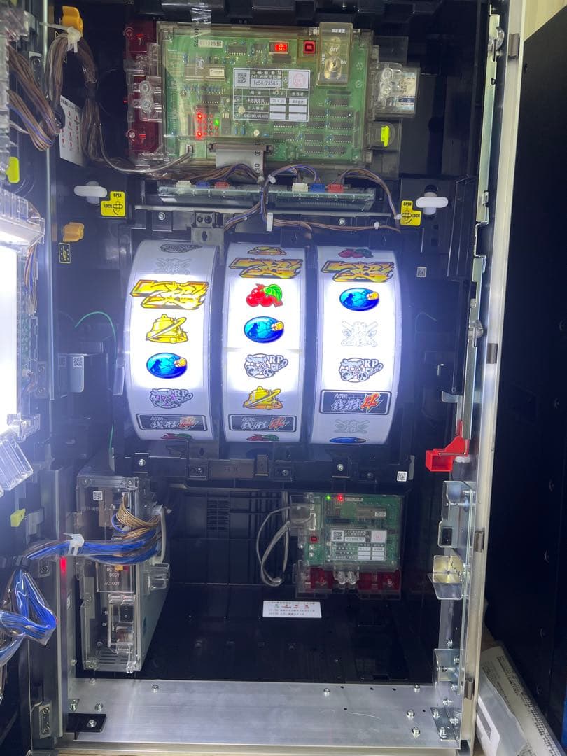 とっとこ様専用品 パチスロ中古実機 L主役は銭形4 簡易ユニット付