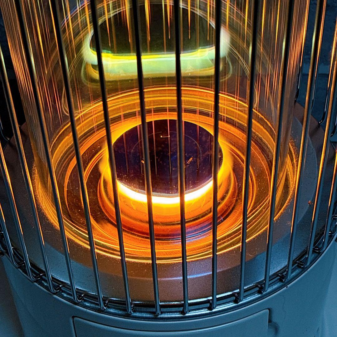 良品 トヨトミ レインボー ストーブ ホワイト 2021年式 RB-251