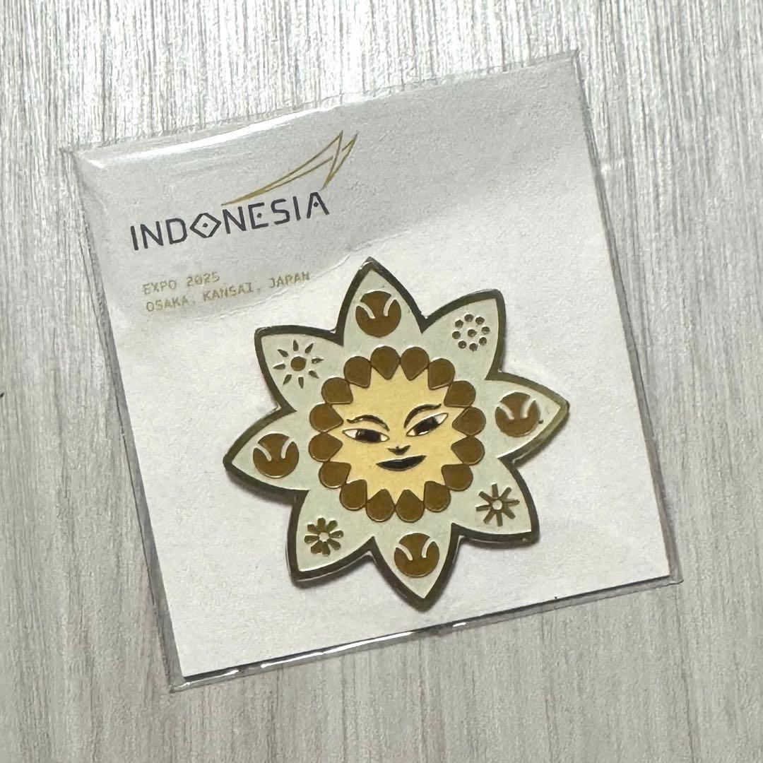 大阪・関西万博 ピンバッジ インドネシアパビリオン限定 - メルカリ