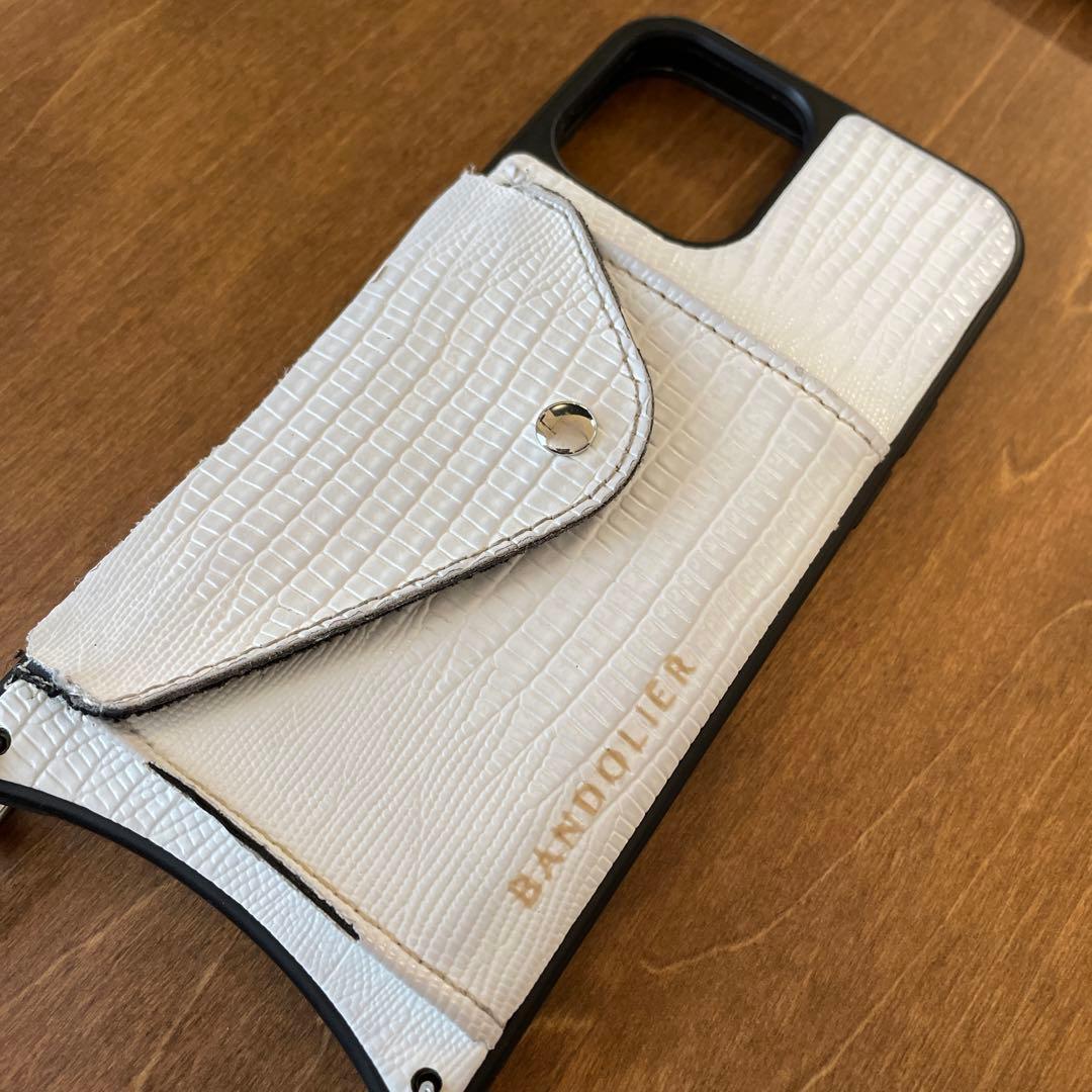 神崎恵さん愛用BANDOLIER バンドリヤー iPhone11. XRケース - メルカリ