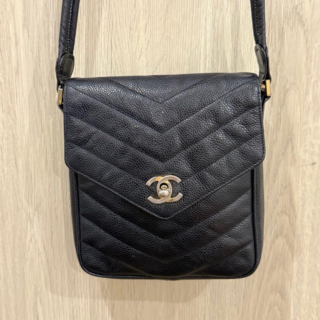 セール】シャネル キャビアスキン シェブロン ショルダーバッグ