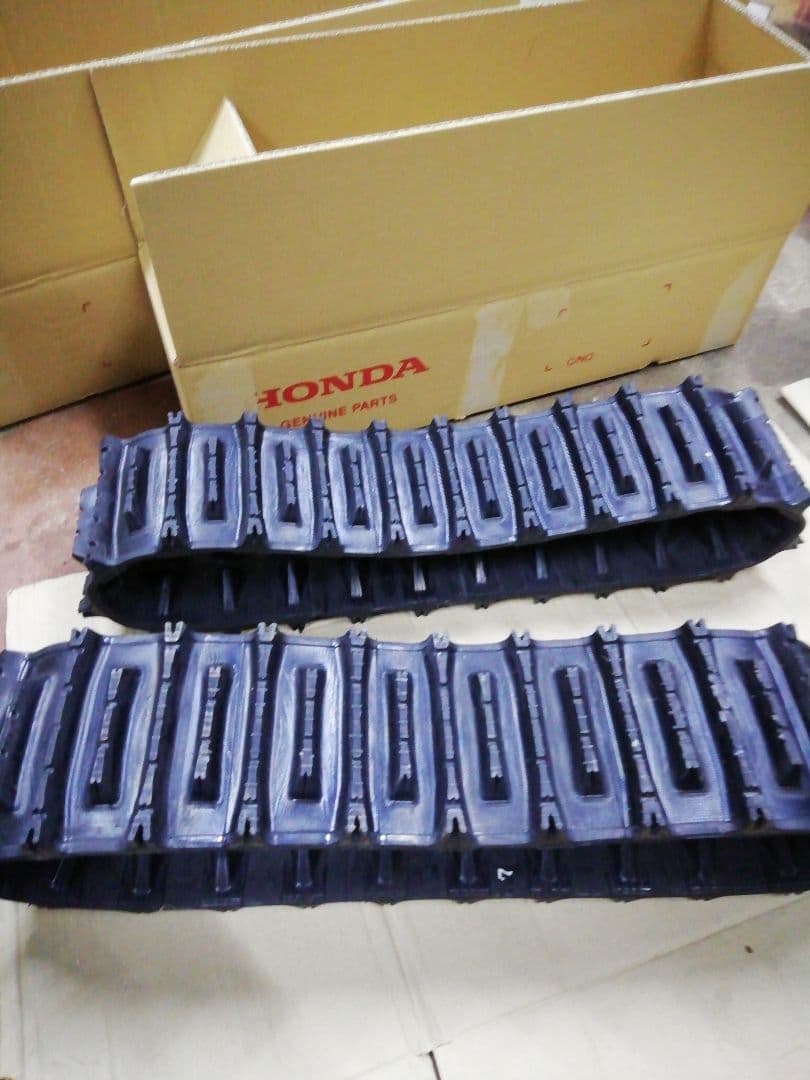 ホンダ除雪機キャタピラー ホンダ純正 除雪機用 クローラー/キャタピラ 1本 : サンセイイーストア