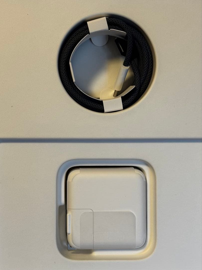 新品】Apple純正 30W USB-C & MagSafe 3(A2363) - メルカリ