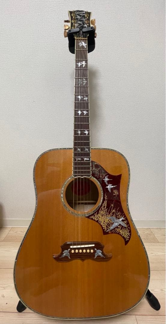 アコースティックギター　Gibson Doves in flight Platinum Gibson Custom Doves In Flight Acoustic Guitar Antique
