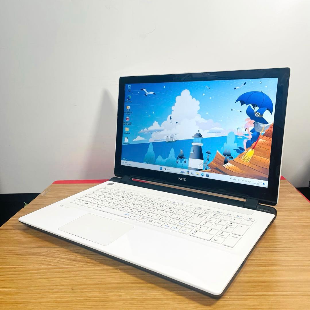 すぐ使える設定済み 美麗ホワイトSSD256メモリ8ギガカメラwin11