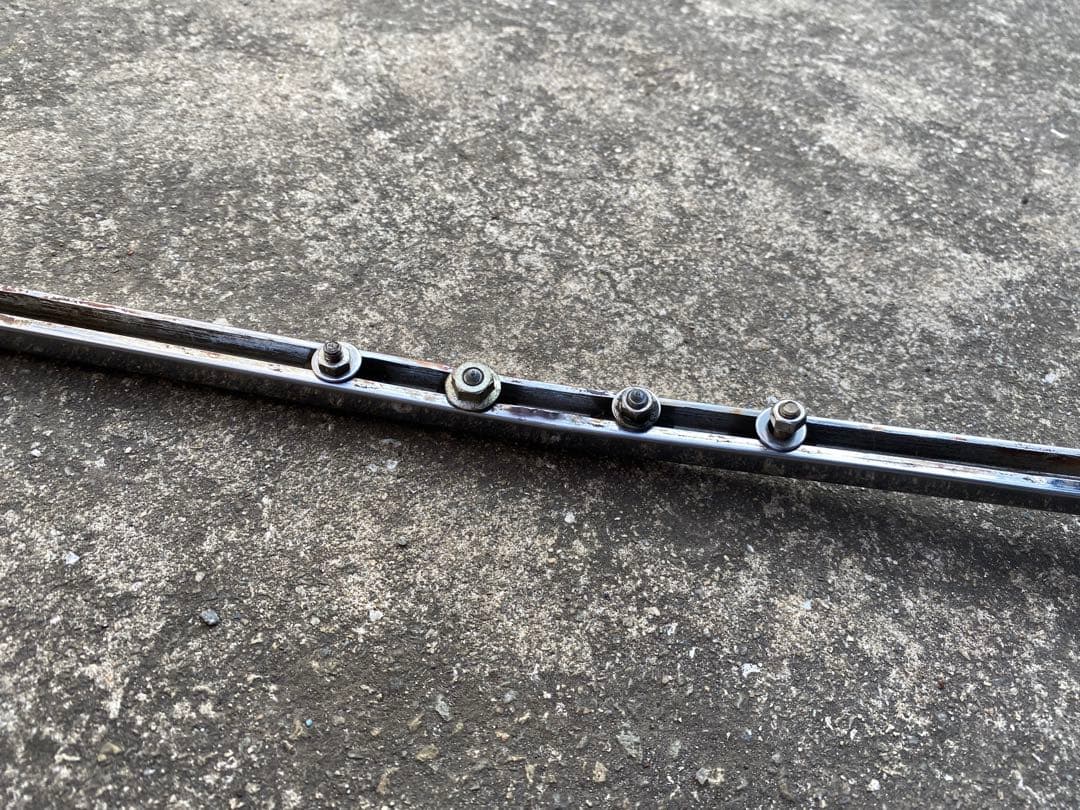 日産箱スカ 2000GT 2000GTRリアーグリルアッパーモール - メルカリ