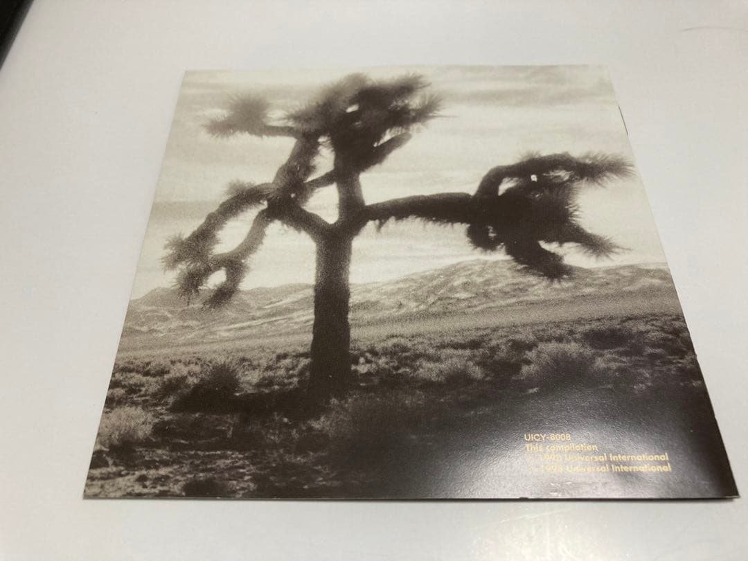 レア u2 直筆サインCD BEST bono edge Larry adam - メルカリ