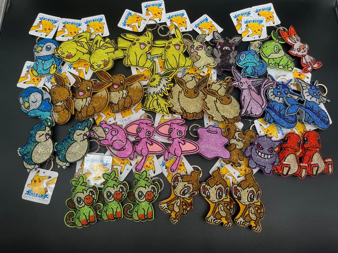 ポケモン ✨キラキラ キーホルダー 36個 まとめ売り 新品 タグ付き