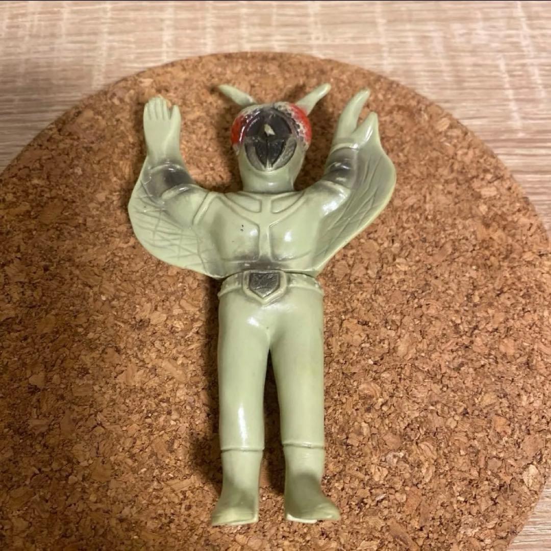 当時物 昭和レトロ 旧バンダイ ミニソフビ 仮面ライダーかまきり男