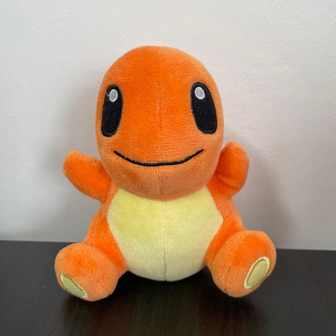 ポケモン ヒトカゲ ドール ポケモンセンター ぬいぐるみ - メルカリ