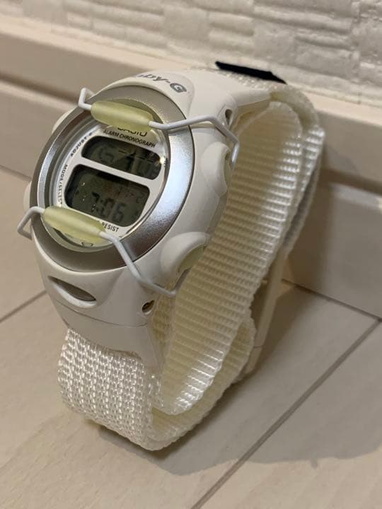 カシオ Gショック 天使と悪魔ラバコレ G-SHOCK LOV-97-4 新品 - メルカリ