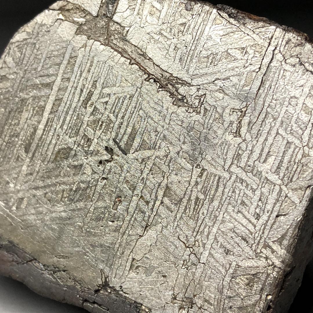 アルタイ隕石 大型隕石 鉄隕石 外皮付き隕石 ナチュラル 原石 重さ約