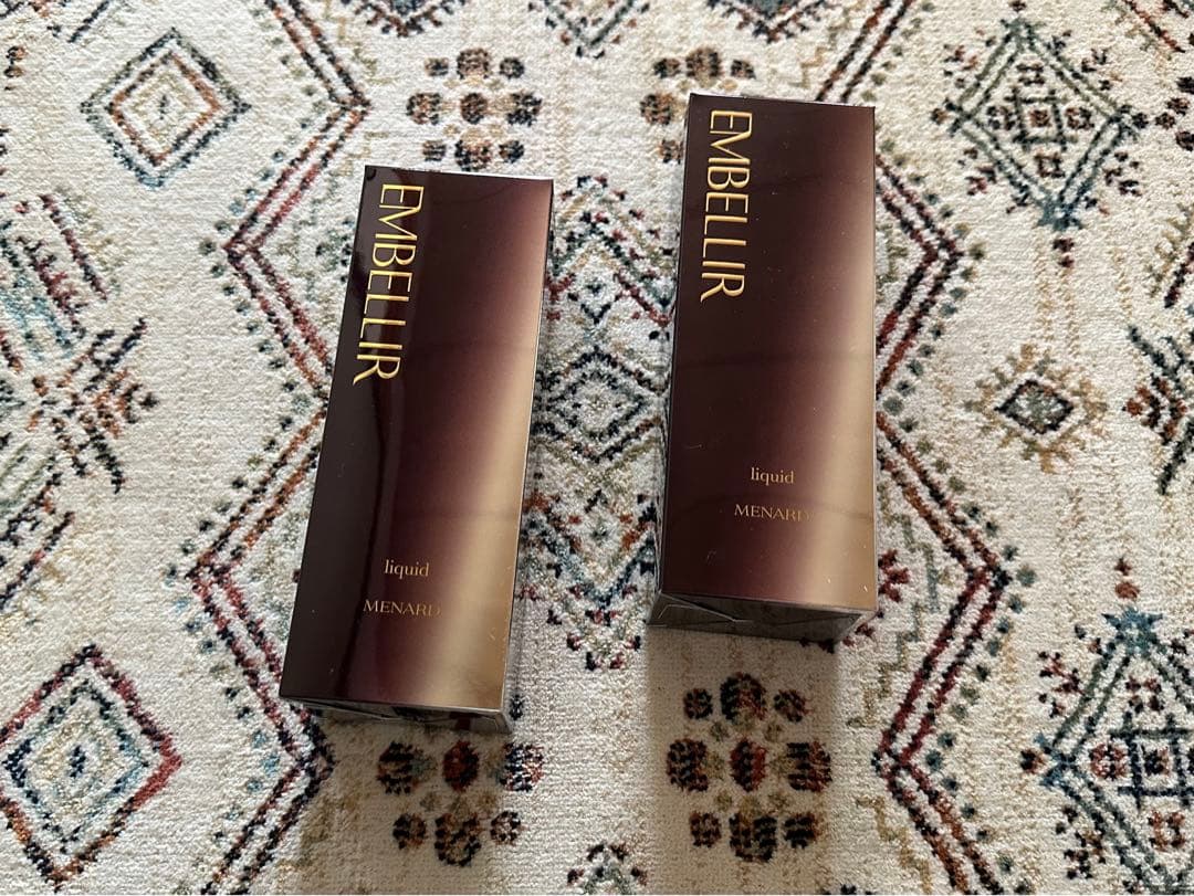 メナードエンベリエのリクイド2本