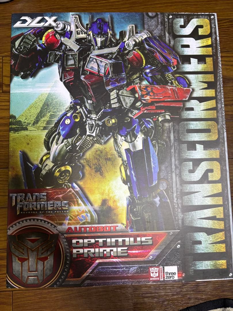 トランスフォーマー/ リベンジ DLX オプティマスプライム　threezero Transformers: Revenge of the Fallen DLX Optimus Prime – threezero