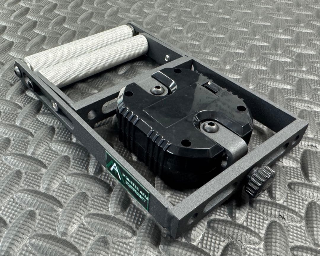 MA-150 軽量モデル ブラウン《MA》150kgまで計測出来る握力計 - メルカリ