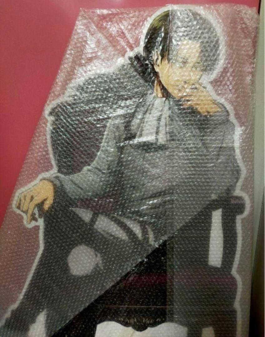 進撃の巨人 リヴァイ 等身大パネル キャラウムカフェ 受注生産品