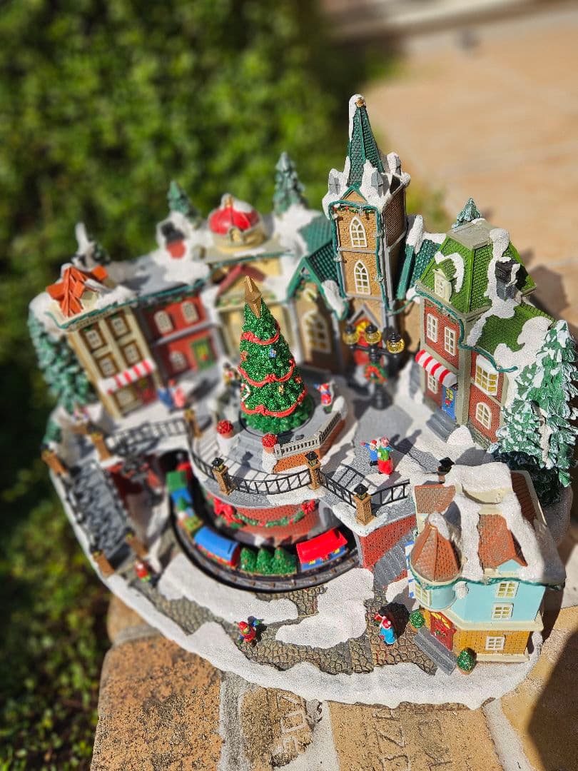 希少　クリスマス　ジオラマ　オブジェ　イルミネーション　クリスマスソング Amazon.co.jp: 【WNJAPAN】クリスマス イルミネーション ジオラマ