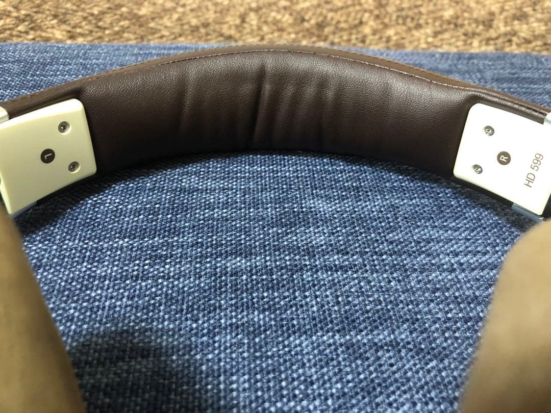 美品】 SENNHEISER ゼンハイザー HD599+ヘッドホンスタンド - メルカリ