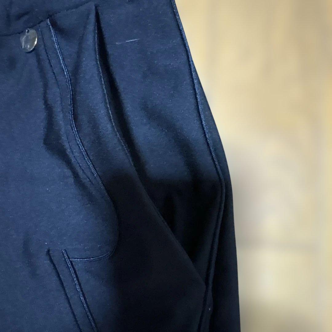 Perfume Closet 黒スウェットパンツ(Cling Cling) www.cosaga.com