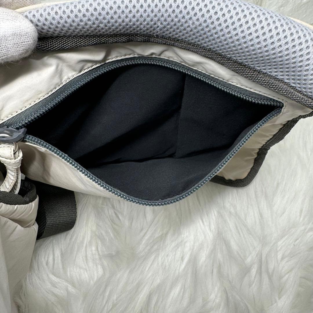 ミュウミュウ miumiu ショルダーバッグ アーカイブ 白タグ - メルカリ