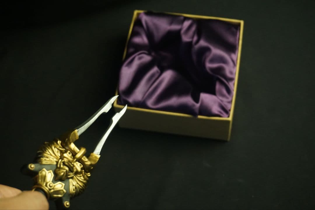 仮面ライダー響鬼 音叉 音角 折り畳む式 プロップスケール - メルカリ