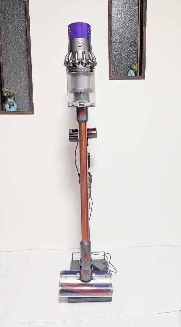 40分稼働】ダイソン掃除機V10 SV12 スタンド付きフルセット 動作品